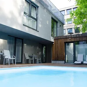 4 & 5 Apartment